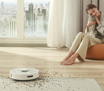 Powerful Redroad R10 robot vacuum cleaner with lidar and self-cleaning station